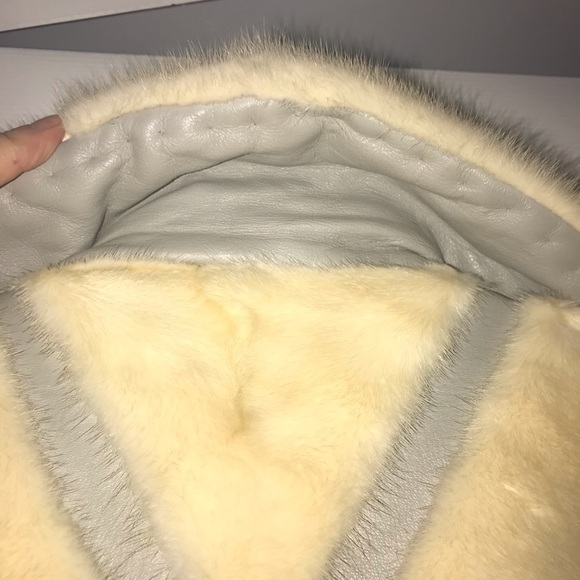 Mink-leather coat - Picture 5 of 8